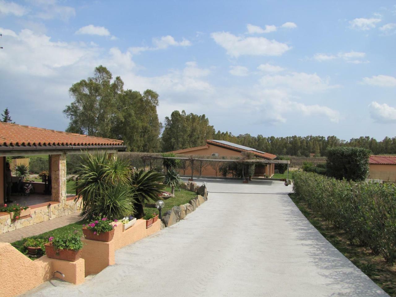 B&B Monte Gruttas Camisa Εξωτερικό φωτογραφία
